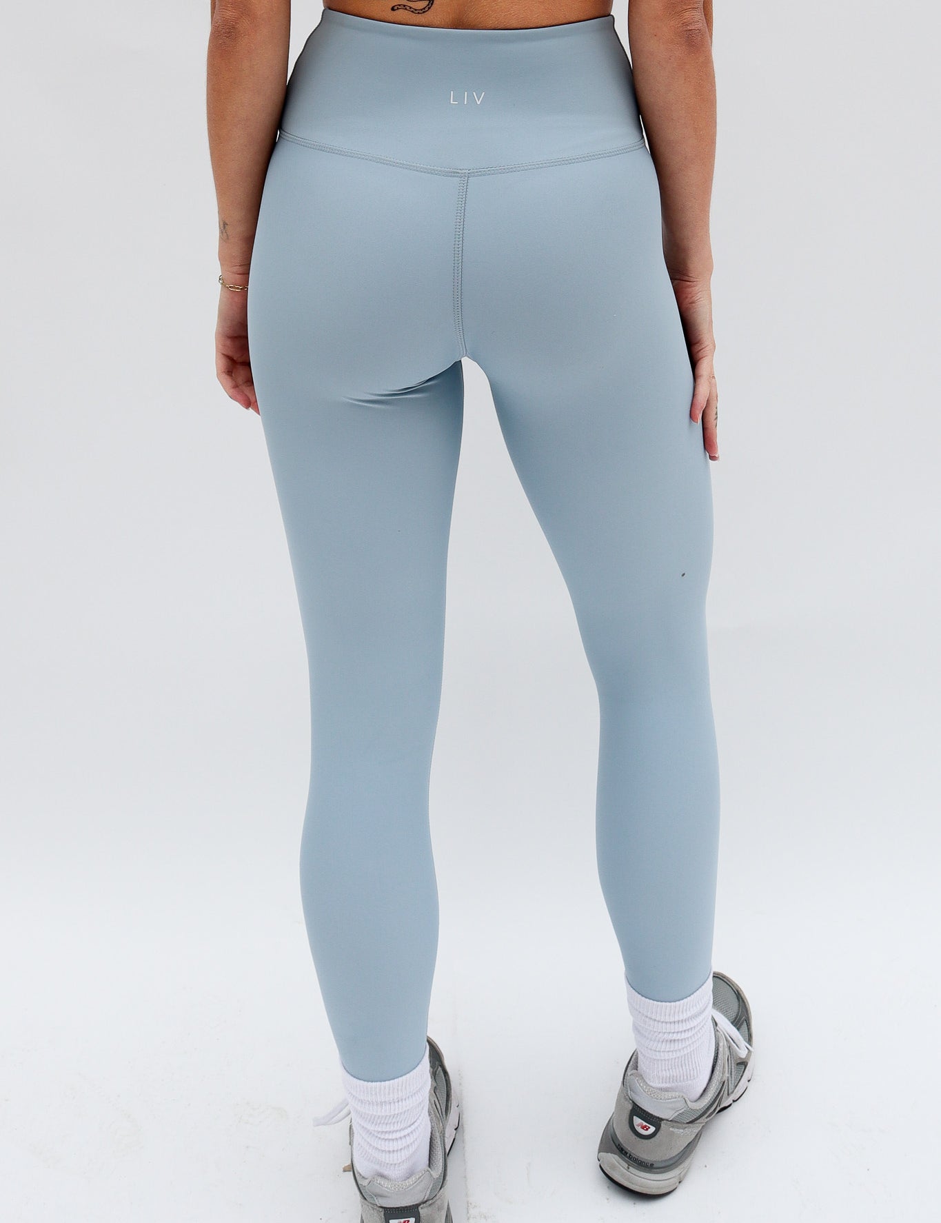 womens-baby-blue-legging-3_414f5158-bcd2-413f-bd4d-3ae704615c19.jpg